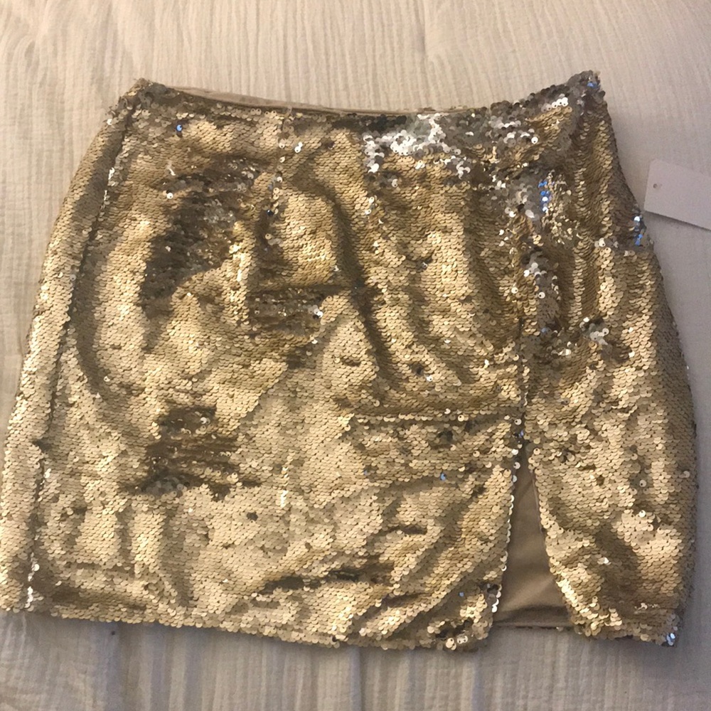 Gold Sequin Skirt- your perfect NYE outfit!